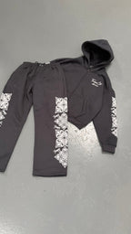 SMOKE GREY ZIP UP